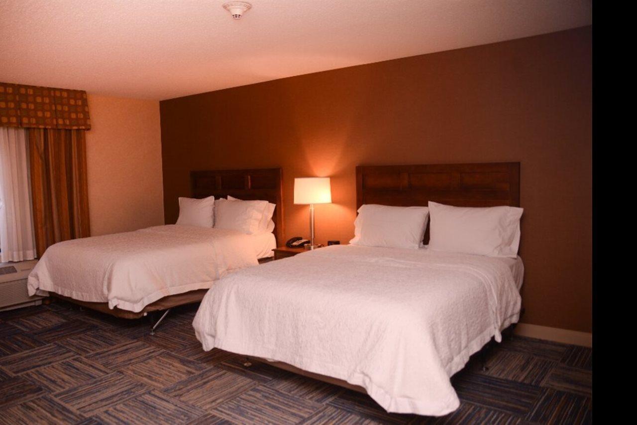 Hampton Inn גרינפילד מראה חיצוני תמונה